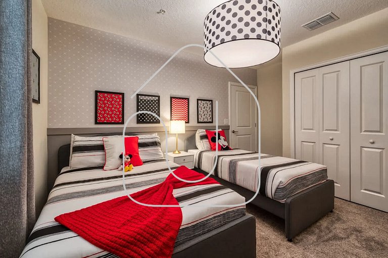 Luxo 2 Quartos | Quarto Mickey | Clube Completo