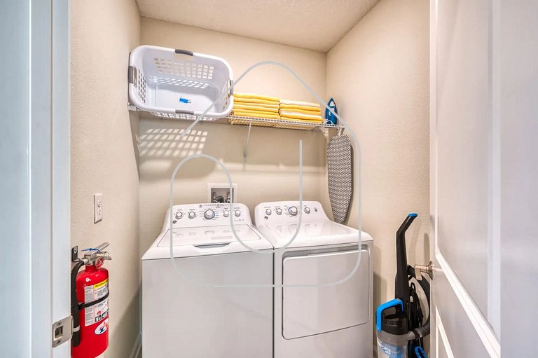 Luxo 2 Quartos | Quarto Mickey | Clube Completo