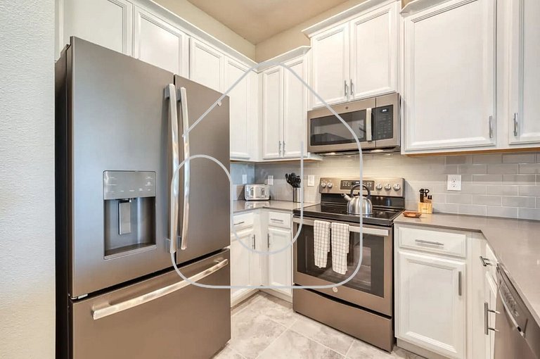 Luxury 2BR / Mickey Room & Resort Amenities!