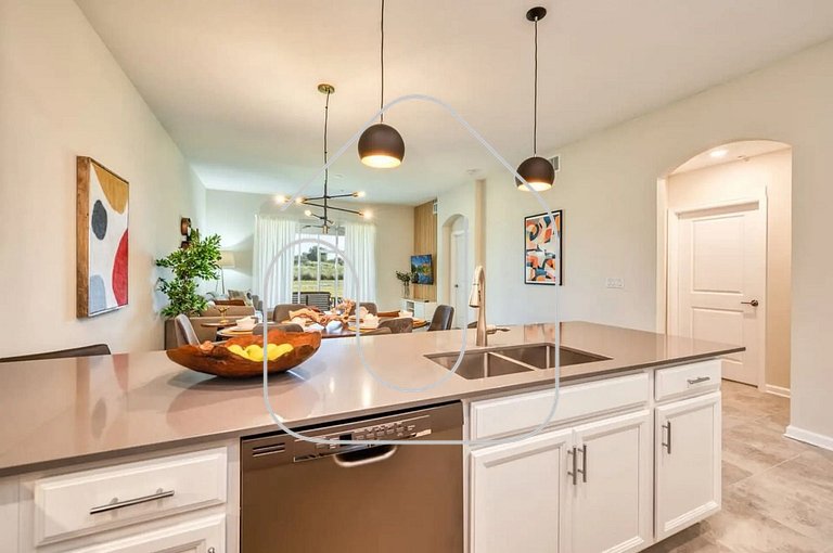 Luxury 2BR / Mickey Room & Resort Amenities!