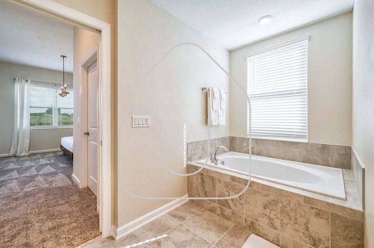 Luxury 2BR / Mickey Room & Resort Amenities!