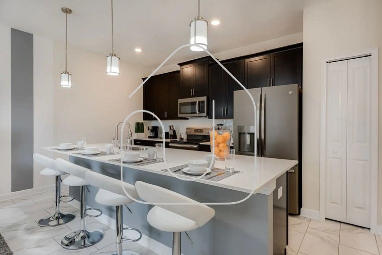 Elegant 4BR Home w/ Pool – 10 Min to Disney!