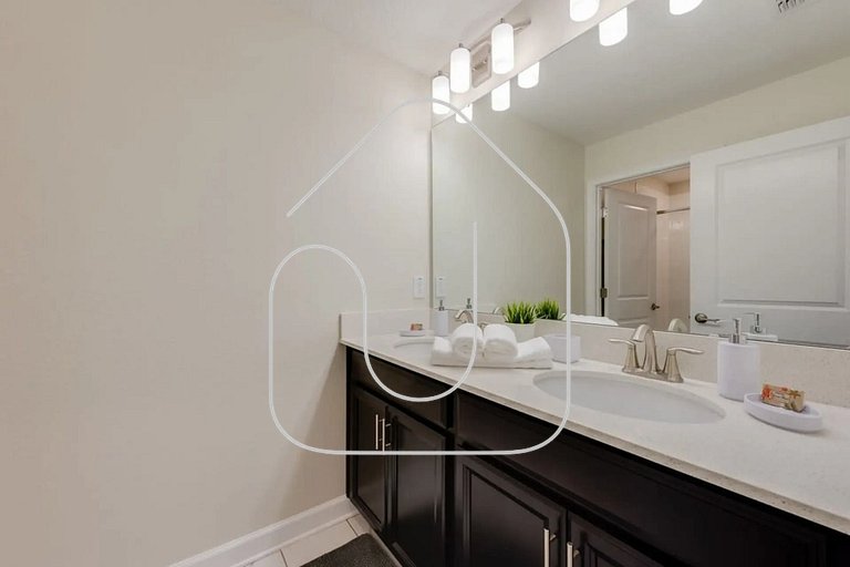 4QT Elegante Casa c/ Piscina – 10 Min da Disney!