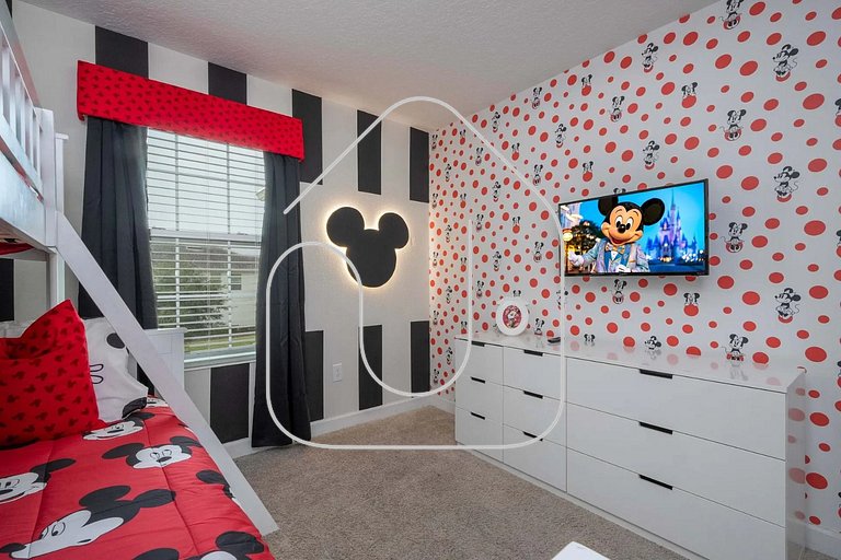 Storey Lake 6BR Villa – 10 min to Disney