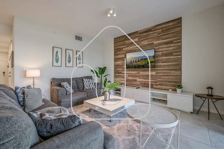 Cozy 2BR Condo | 10 Min to Disney | Pool