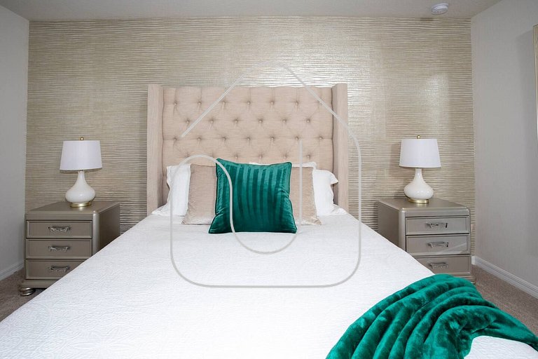 BR Villa w/ Pool, Star Wars Game Room + Resort