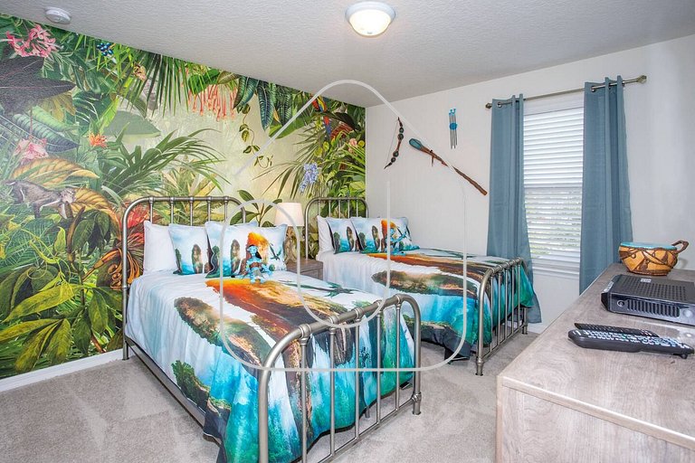 BR Villa w/ Pool, Star Wars Game Room + Resort