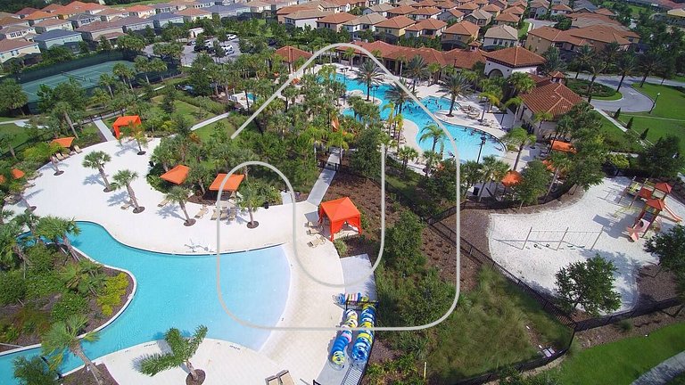 BR Villa w/ Pool, Star Wars Game Room + Resort