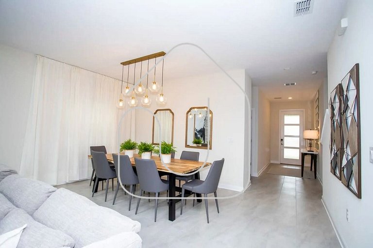 Luxurious 5BR Villa w/Private Pool 10 Min to Disney