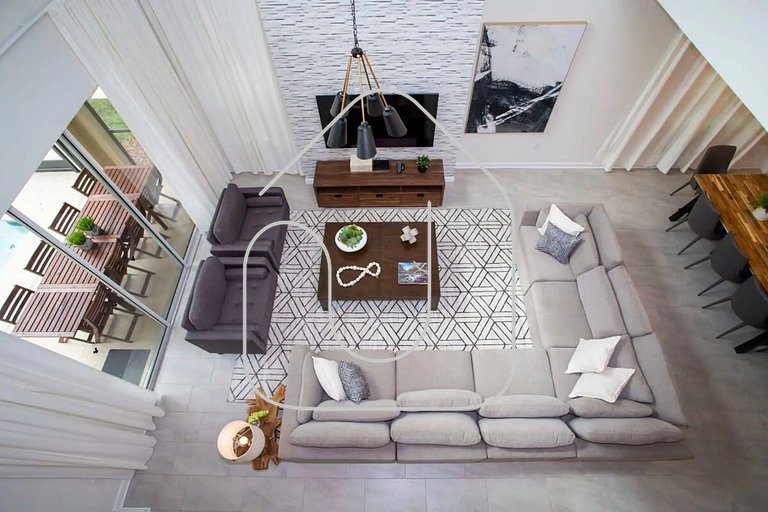 Luxurious 5BR Villa w/Private Pool 10 Min to Disney