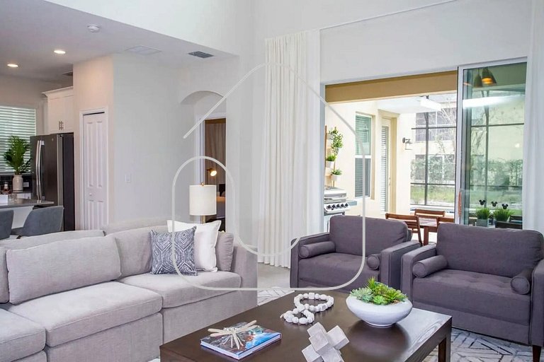 Luxurious 5BR Villa w/Private Pool 10 Min to Disney