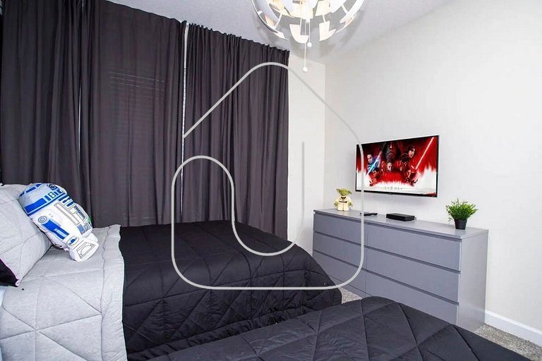 Luxurious 5BR Villa w/Private Pool 10 Min to Disney