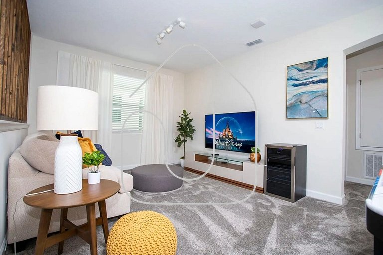 Luxurious 5BR Villa w/Private Pool 10 Min to Disney