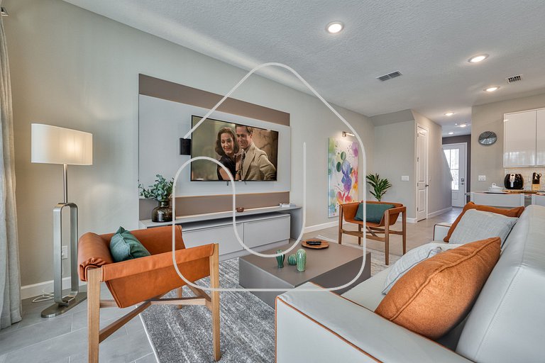 Luxury 4BR Villa w/ Pool | 10 min to Disney!