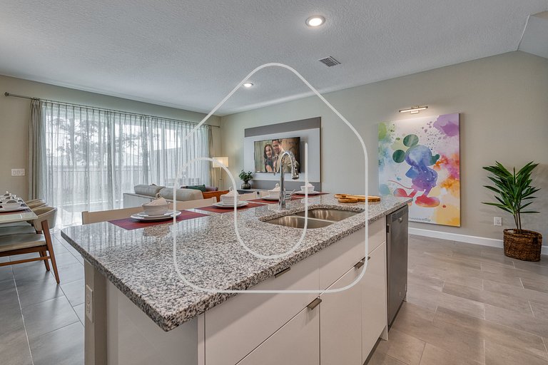 Luxury 4BR Villa w/ Pool | 10 min to Disney!