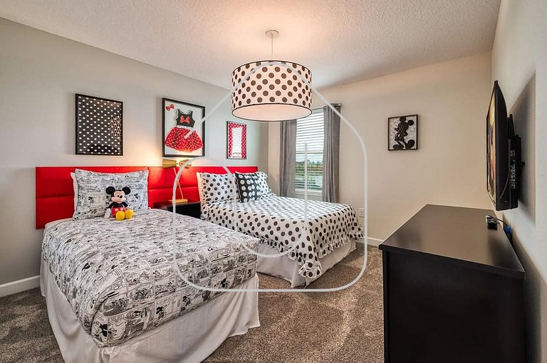 6BR/6BA | Private Pool | Themed Game Room