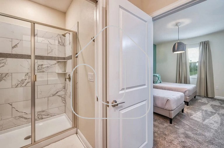 6BR/6BA | Private Pool | Themed Game Room