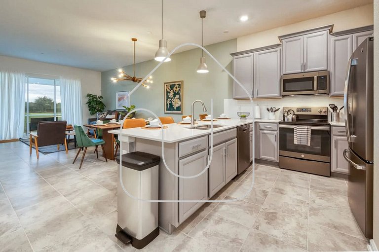 Chic 2BR Condo with Star Wars Room – Champions Gate