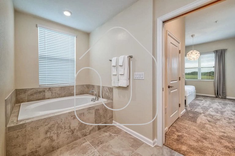 Chic 2BR Condo with Star Wars Room – Champions Gate