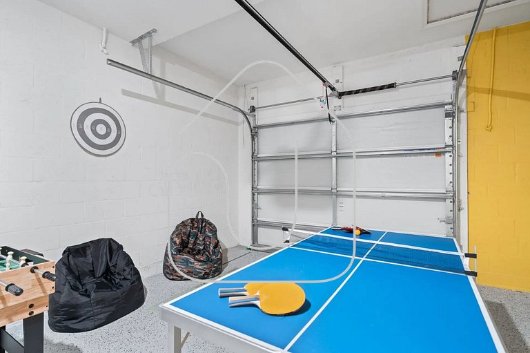 Spacious 2BR Condo | Game Room & Amenities