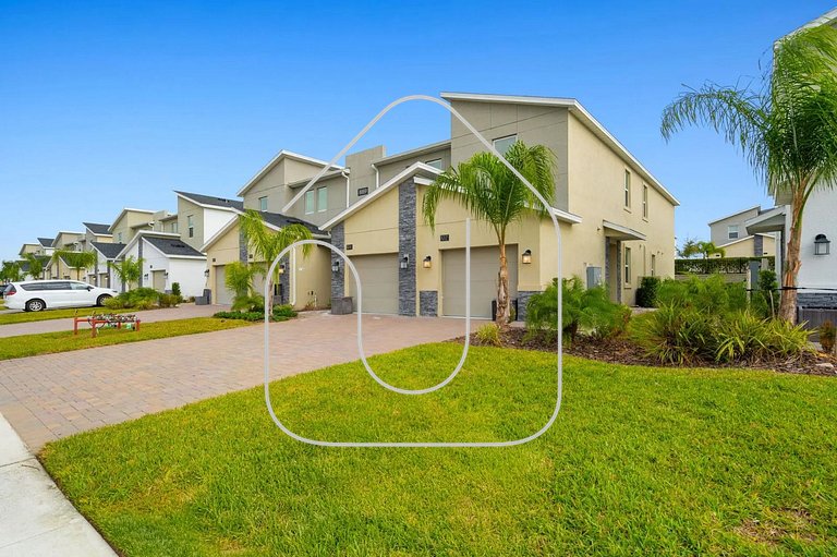 Spacious 2BR Condo | Game Room & Amenities