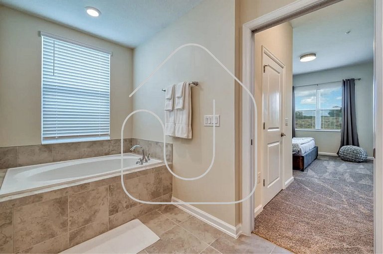 Elegant 2BR Condo | Mickey Room | Champions Gate