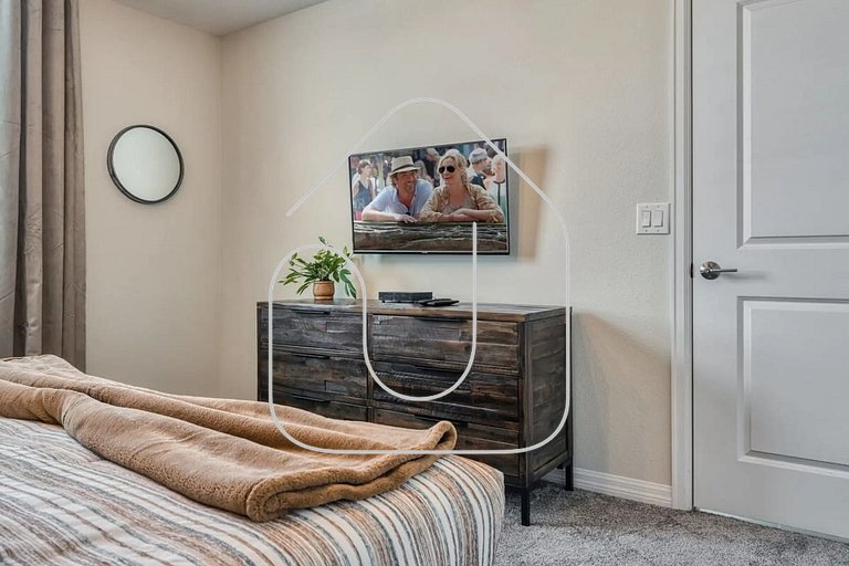 Modern 2BR | Mickey Room | Storey Lake Resort