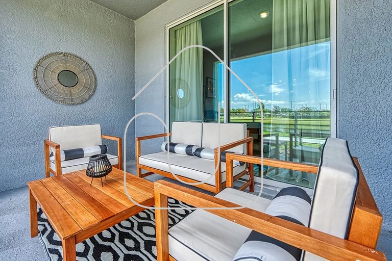 Modern 2BR | Mickey Room | Storey Lake Resort