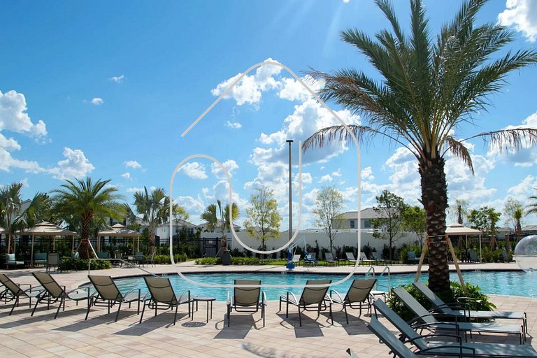 Stylish 2BR Condo | Mickey-Themed Room