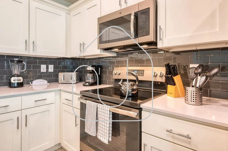 Elegant 2BR Condo | Mickey-Themed Room