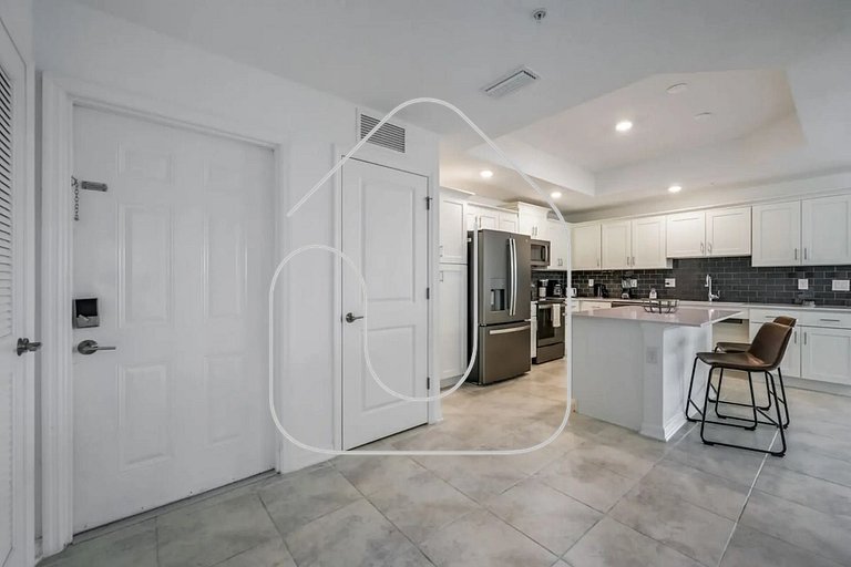 3BR/2BA Apartment – 10 Min to Disney Parks!