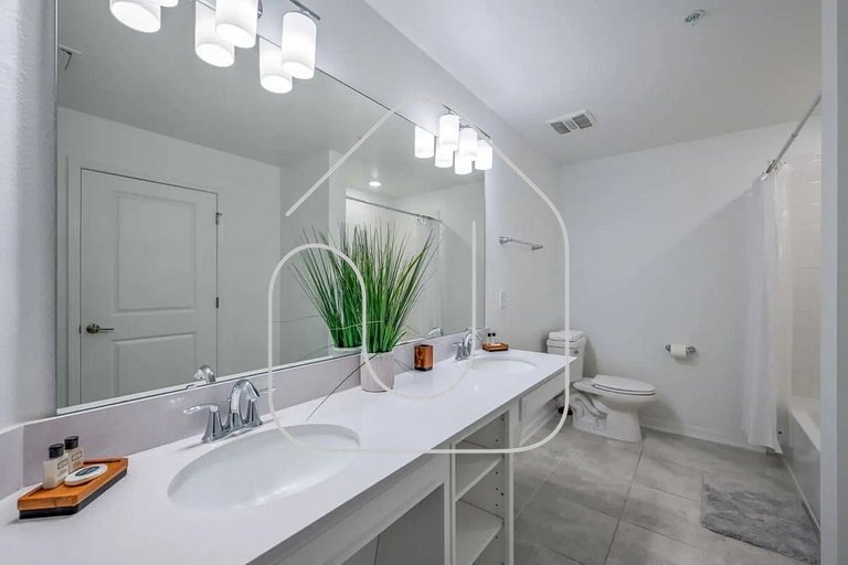 3BR/2BA Apartment – 10 Min to Disney Parks!