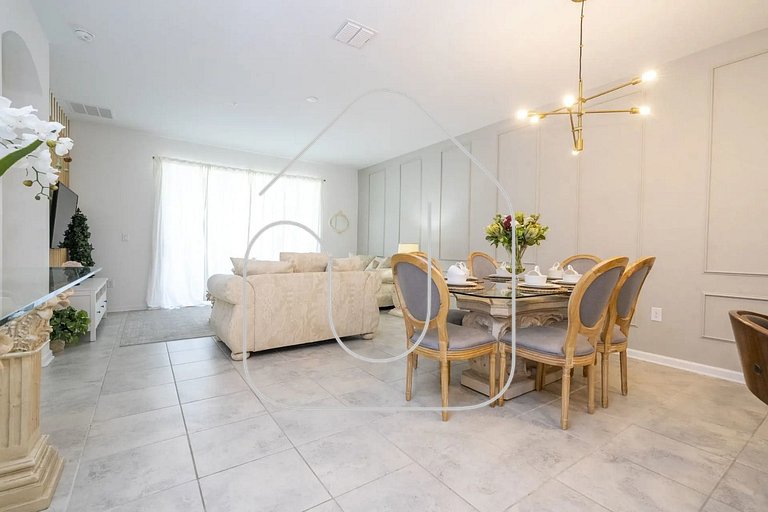 3BR Condo – Mickey Room + Pools & Entertainment!