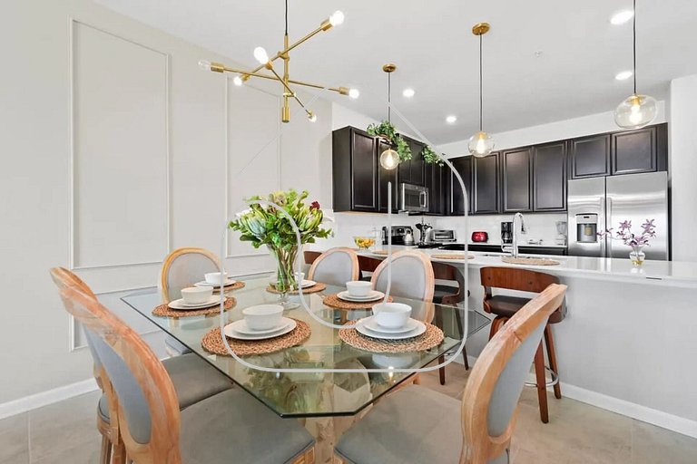 3BR Condo – Mickey Room + Pools & Entertainment!