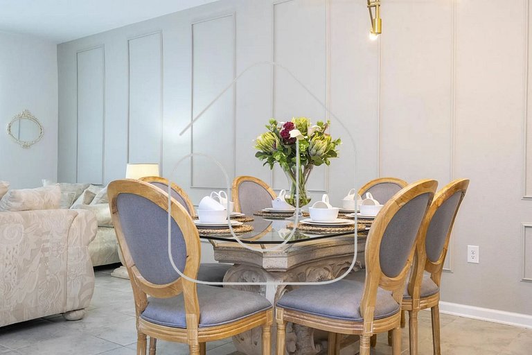 3BR Condo – Mickey Room + Pools & Entertainment!