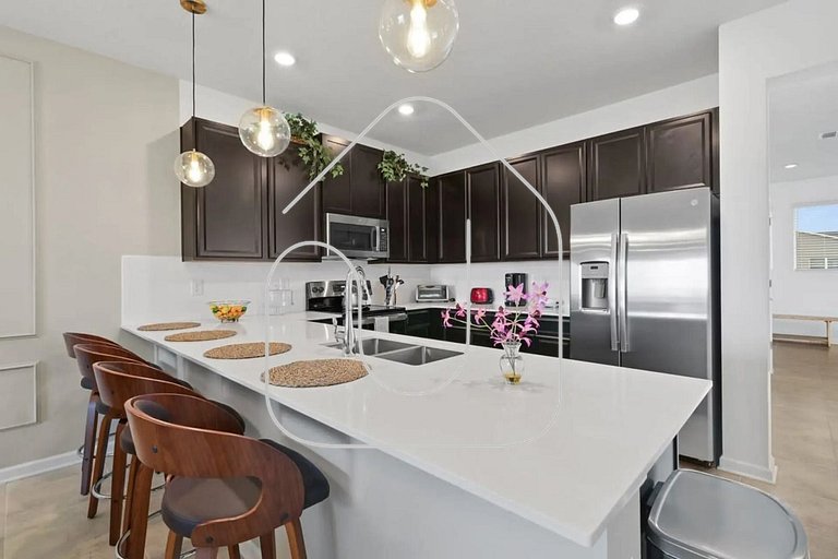 3BR Condo – Mickey Room + Pools & Entertainment!