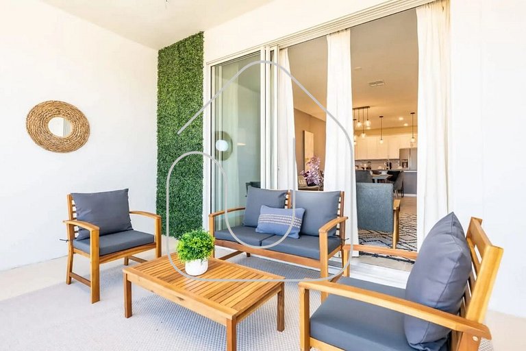 Stylish 3BR in Champions Gate with Game Room