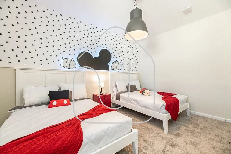 Stylish 3BR in Champions Gate with Game Room