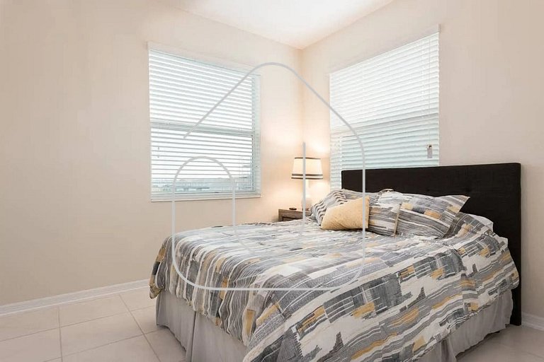 Cozy 3BR in Storey Lake – 10 Min from Disney!