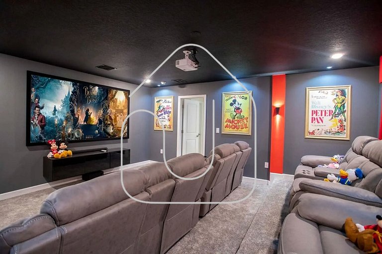 Luxury 6BD Home with Game Room, Cinema & Pool