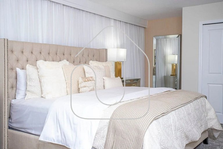 Casa 6Q de Alto Padrão c/ Game Room & Piscina