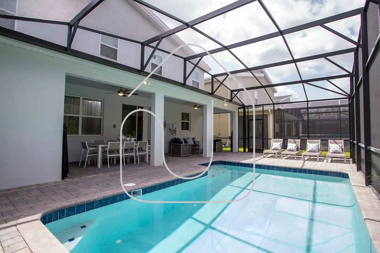 Luxury 6BD Home with Game Room, Cinema & Pool