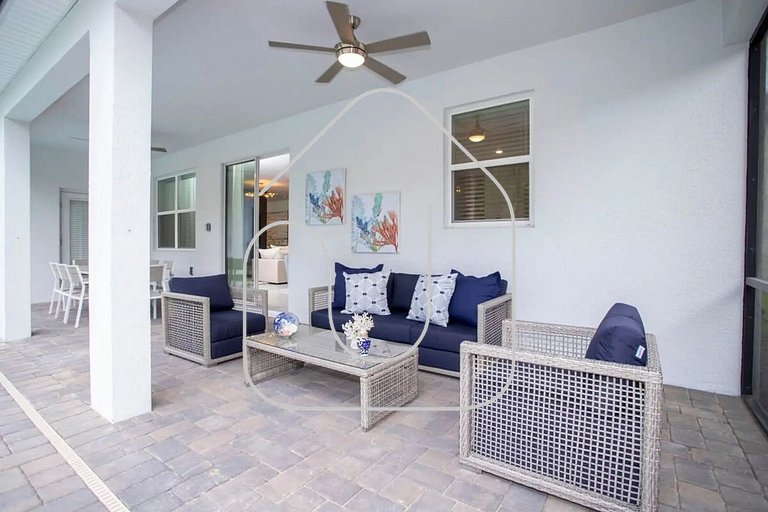 Luxury 6BD Home with Game Room, Cinema & Pool