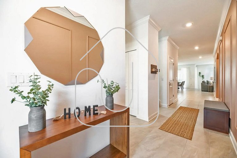 Luxury 6BR Home at Storey Lake Near Disney