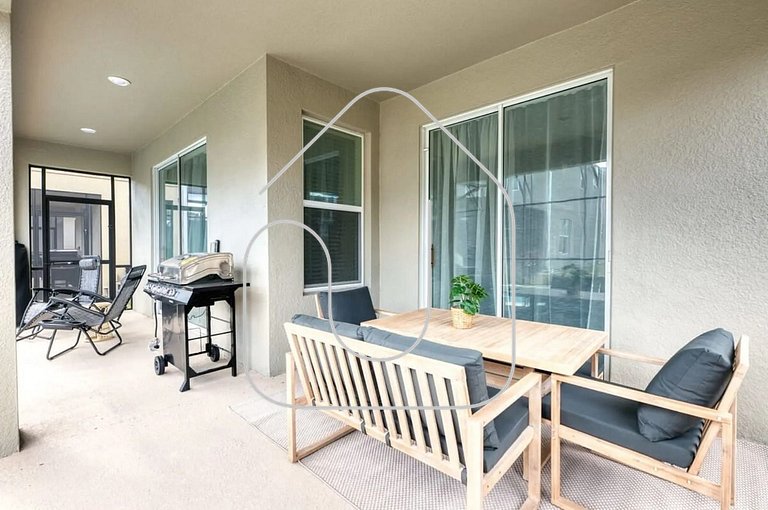 Luxury 6BR Home at Storey Lake Near Disney