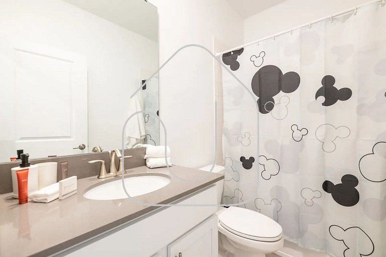 Luxury 6BR Home at Storey Lake Near Disney