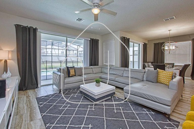 6BR Home | Private Pool | 10 Min to Disney!