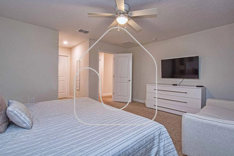 6BR Home | Private Pool | 10 Min to Disney!