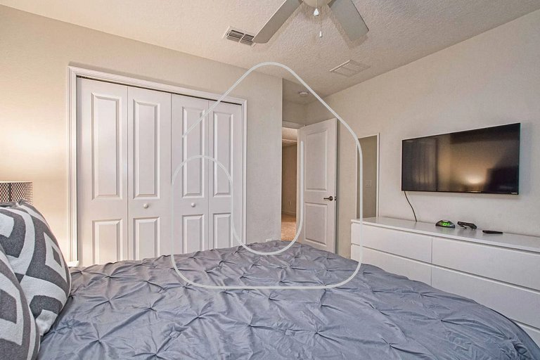 6BR Home | Private Pool | 10 Min to Disney!