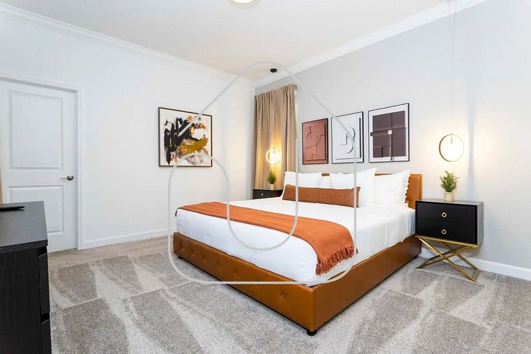 Casa 5Q c/ Piscina e Temas da Disney